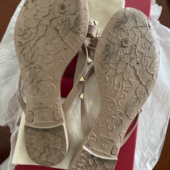 Valentino Rockstud Jelly Thong Sandals **AUTHENTIC** - Picture 2 of 4